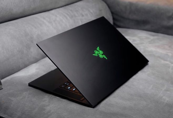 Razer Blade 15 2021 - Hiệu năng vượt trội, nhiều sự bứt phá
